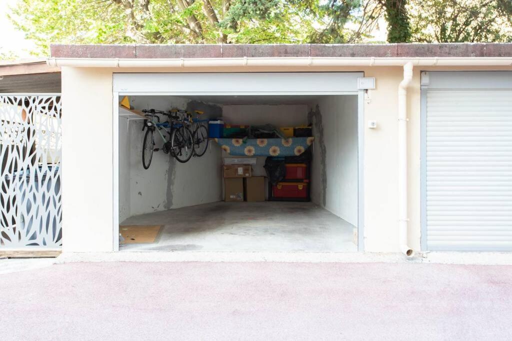 Appartamento A6- 2 Bdr Incredible Sea View - Ac, Garage & Terrace Antibes Esterno foto